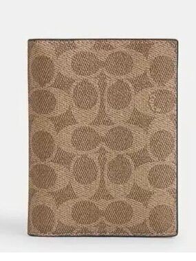 Coach Passport Wallet In Signature Canvas Tan/Black - NWT